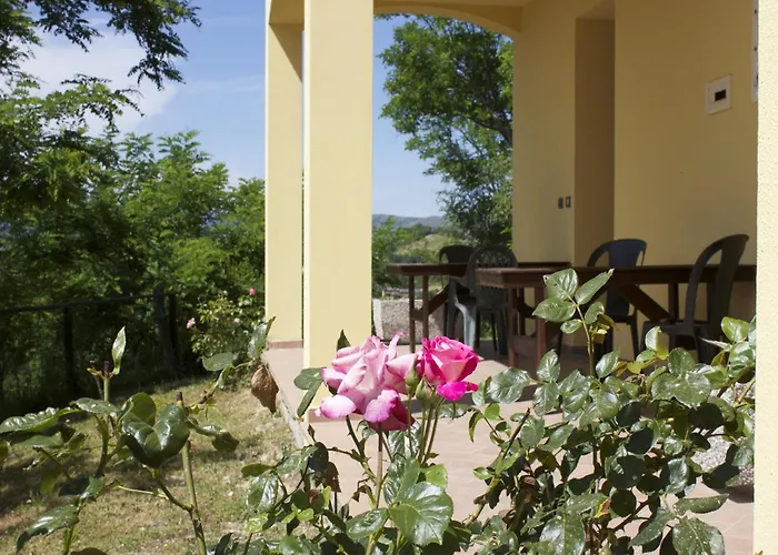 Rural Retreat In Sassoleone