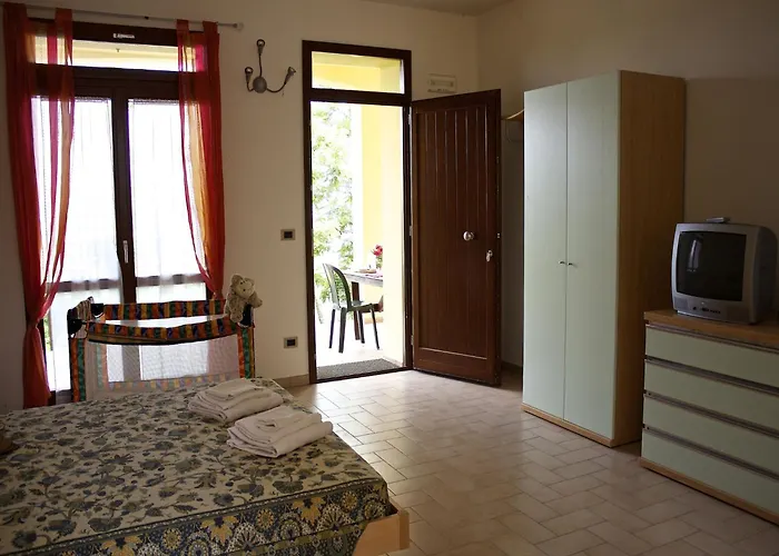 Rural Retreat In Sassoleone *