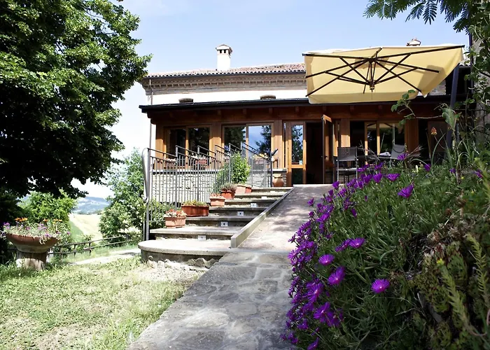 Апартаменты Rural Retreat In Sassoleone *
